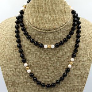 14K ONYX PEARL AND GOLD BEAD NECKLACE